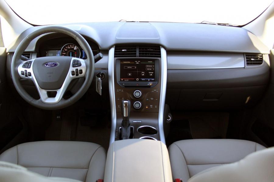  Ford Edge EcoBoost 2011 года  (фото 15 из 19)